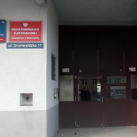 Mk Apartament III Rzeszow Luaran gambar