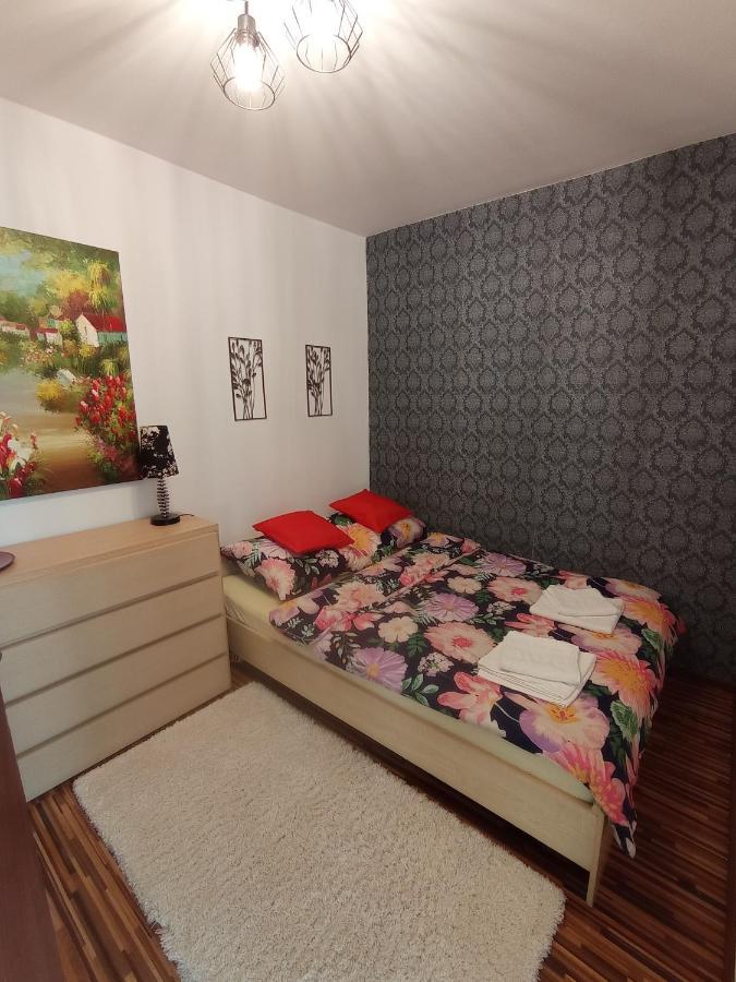 Mk Apartament III Rzeszow Luaran gambar